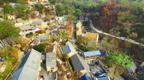 飞跃雪野！济南有个充满神奇传说的古村落 还位于悬崖峭壁之上！