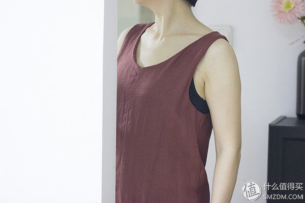 【好物分享】 篇十七:带文胸的百搭小背心，陪你出街凹造型
