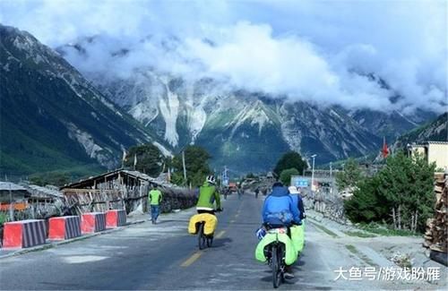 川藏线变为“汽车垃圾场”，为何没人将它们弄走？当地人：吃过亏