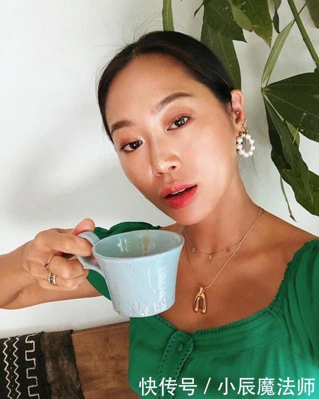 『粉丝』黑黄皮全是“雷区”?学这位粉丝500W的亚裔博主,照样美爆时尚圈