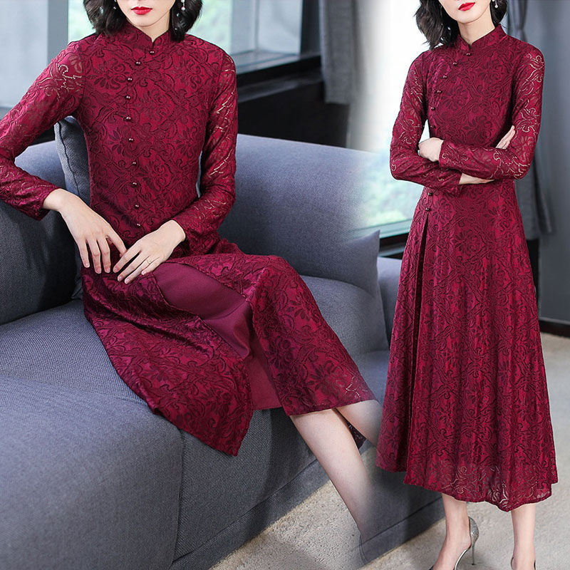 有一种美叫“旗袍”,立秋已到,42岁老婆穿旗袍,简直美若天仙