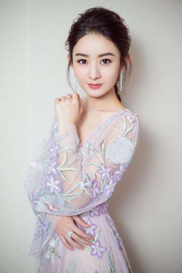 新恋情疑似被爆，工作室回应：假的