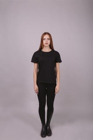 铅笔裤怎么搭配衣服 这两种方法教你穿出大气和时髦