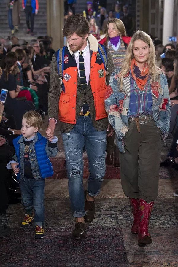 请来半个娱乐圈的Ralph Lauren大秀，到底有什么值得看?
