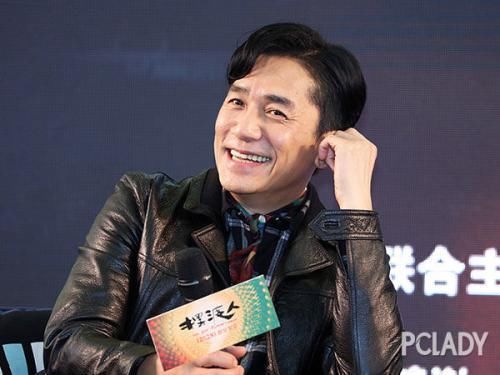 罗云熙被编剧力证加戏？潘粤明父母回应儿子离婚？朱正廷被迫改名