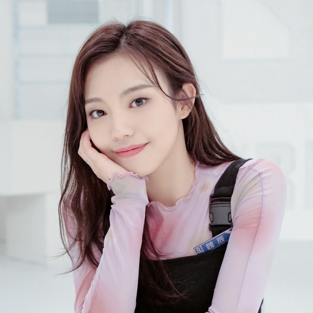 『镜头』青2: Lisa的师妹因为没钱放弃加演, 乐华三期无姓名, 恐无出道位