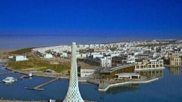 地球上海水如此多, 为何不引进沙漠? 用中东的教训告诉你答案