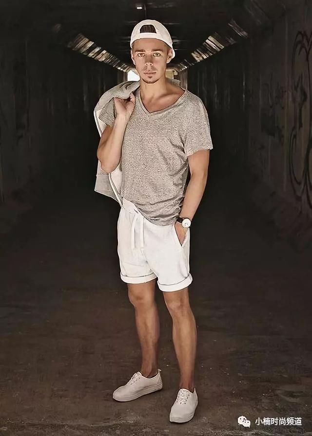 酷夏也要做个优雅的型男，夏日白裤穿搭推荐