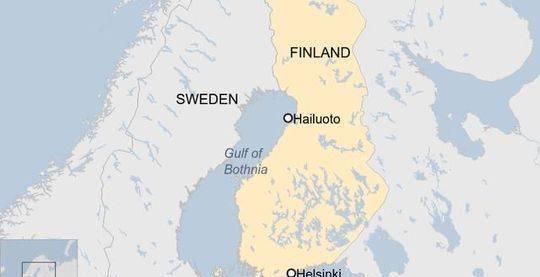 震撼奇观！芬兰海滩万颗冰蛋，当地居民称从未遇见过