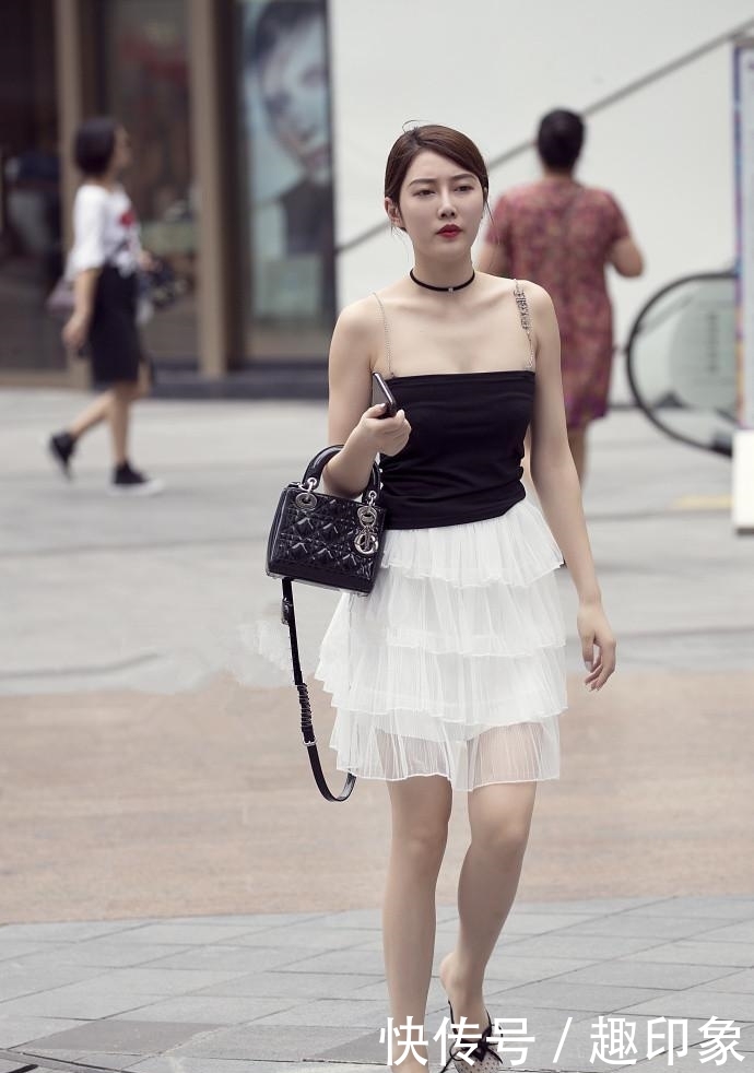 # 告别#淑女一点, 告别土气有文化的人会迷恋第五位，素人街拍