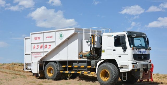 中国发明“吞沙神器”，一天改变40亩沙漠地质，已投入甘肃建设