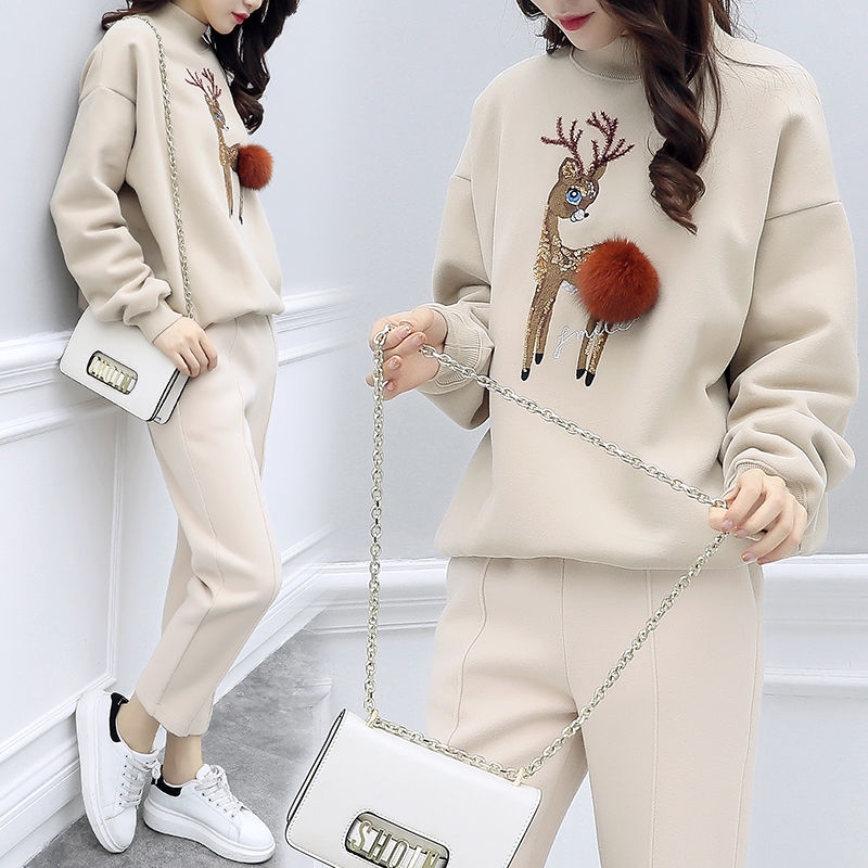 老婆爱美!但又懒打扮，初秋出门一身格调套装，简单时髦有女人味