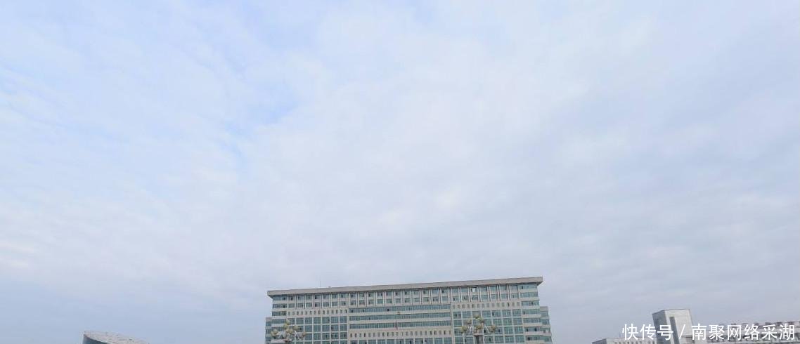 为什么越是临近武汉的城市, 反而越落后