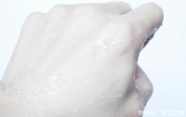  「化学防晒」防晒霜界的“大哥大”不是安耐晒，而是理肤泉，全波段防护很良心