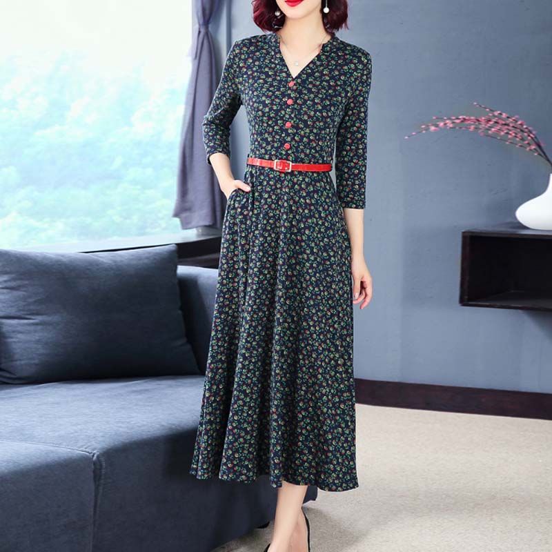 过时的夏装送我也不要，入秋后的新款欧货裙，时尚美嫩，先穿先美