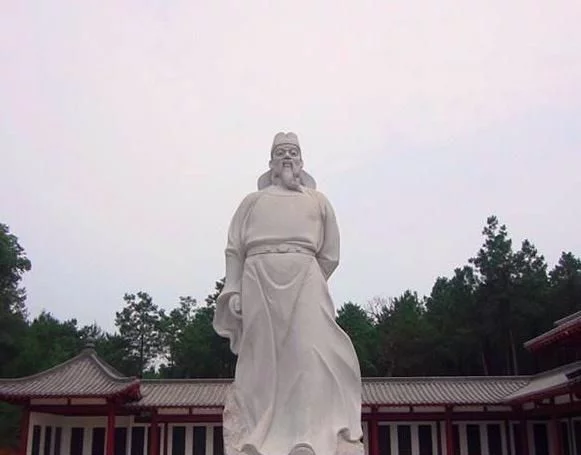 张九龄,唐代诗人,也是开元盛世的最后一个名相