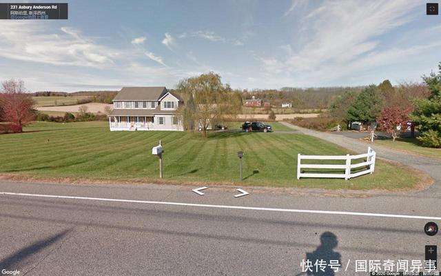  「大片」看看美国的农村的房子，大片的空地不种东西，就那么喜欢草坪