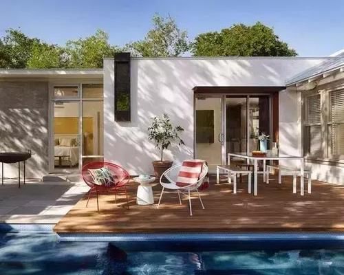 露台装成这样，一看就是个土豪，这样的露台谁不想要一个呢？