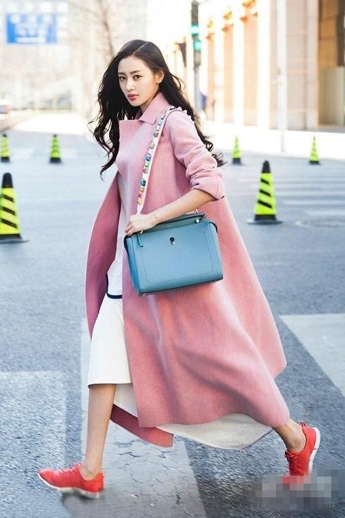 2018大衣的流行趋势,你的衣柜也该变了!聊聊今