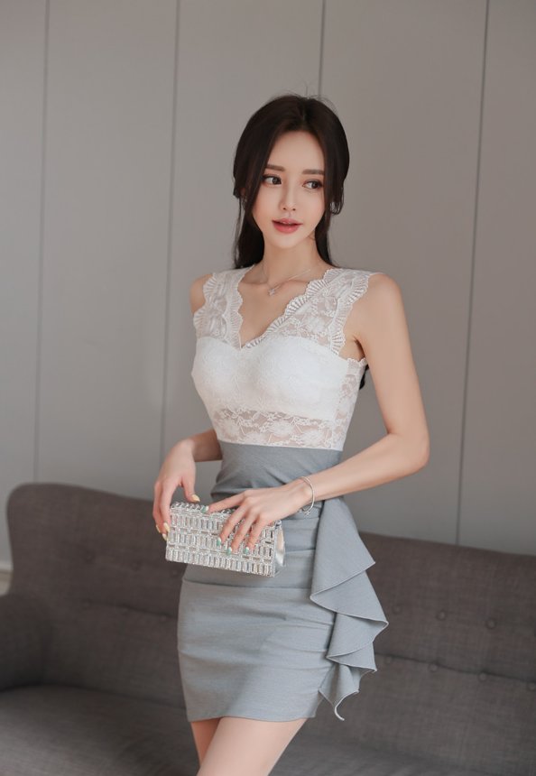 加斯顿清爽刺花拼接美裙