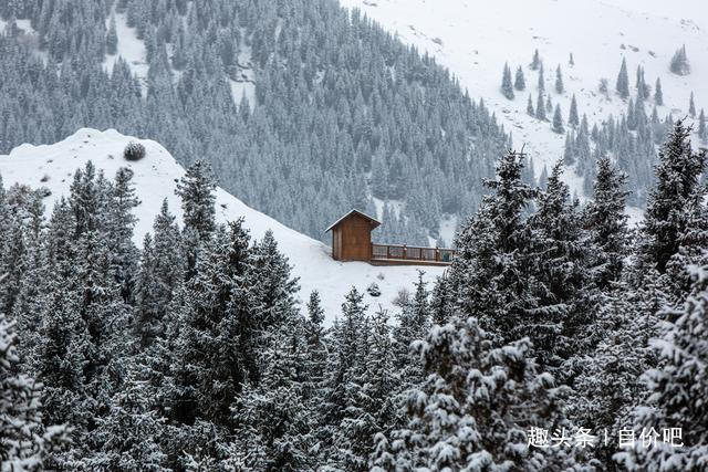 中国唯一的黑色冰川在这里，每年都会雪崩，场面十分壮观！