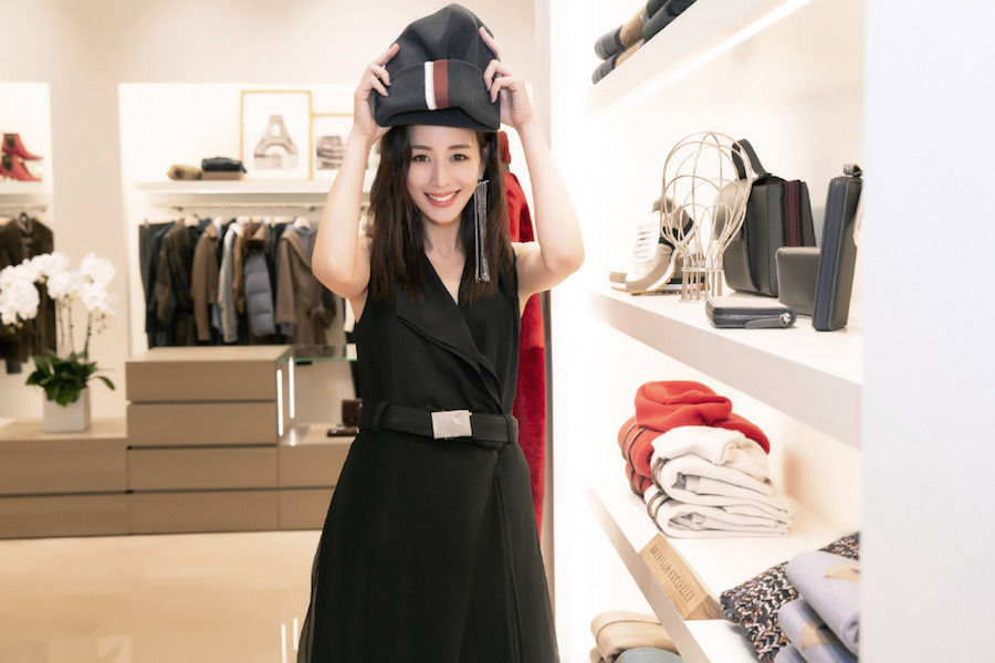 Brunello Cucinelli 成都 IFS 店举行开幕活动,我们跟佟大为关悦夫妇聊了聊关于穿搭的那些事