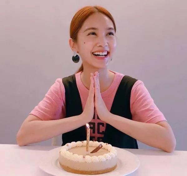 有多少人不信杨丞琳这是素颜？她本人是这样挨个怼质疑评论的！