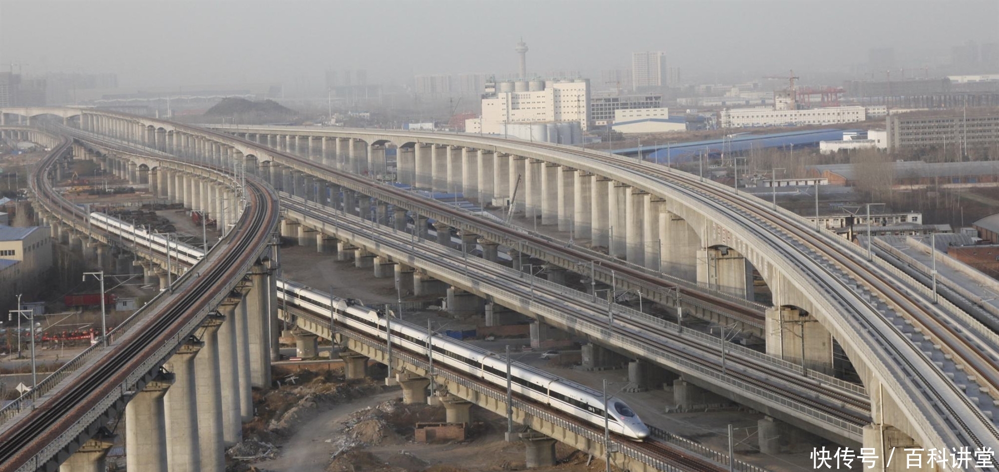  #我国#我国高铁最发达的城市，被誉为“铁路心脏”，不是北京，