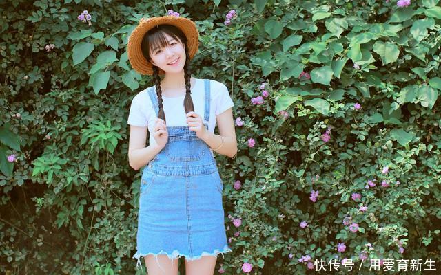  『单人』拍照不要“傻站”在原地，要学会放开手、迈开脚，单人照美姿技巧