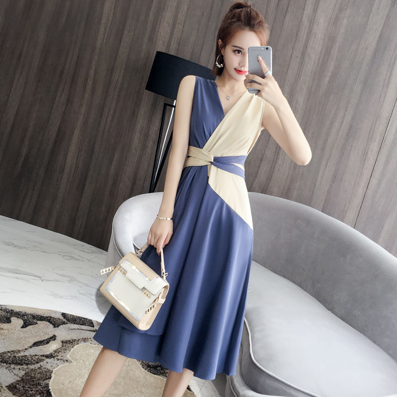 布料越少女人就越爱穿，这种连衣裙简直就是女人的天敌