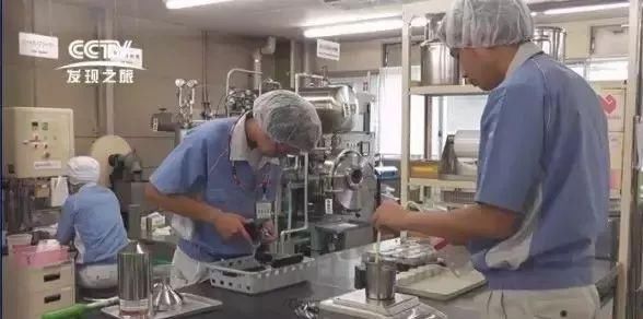 每天喝一点,皮肤就像吃了防腐剂,敷300张面膜可能都比不上...