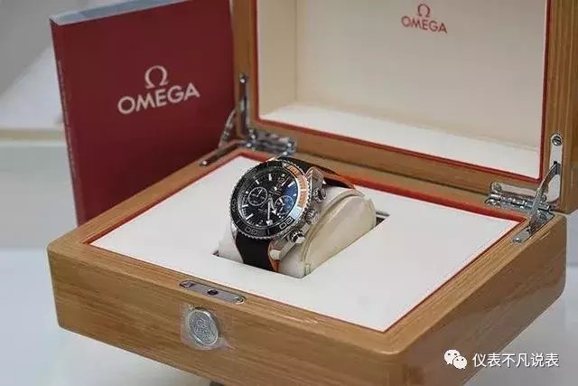  『欧米茄』欧米茄海洋宇宙600米深海巨兽，第一眼的感觉很惊艳