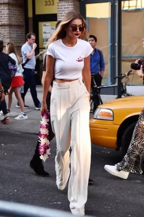 120斤还能穿得这么美，因为她知道衣服要这样搭！