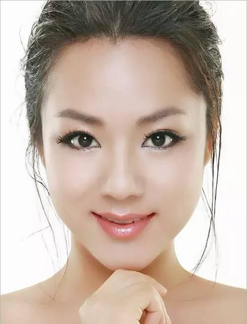  点点眼影■男孩子最反感的5种”脸“，千万不要化为那样！