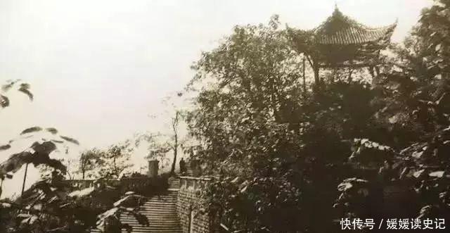 70年代，解放碑还是最高的建筑——老照片上的重庆记忆