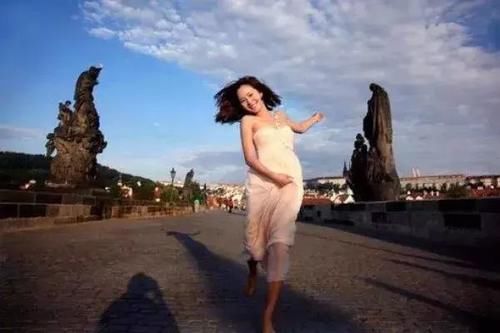 学会这十条拍照小技巧，让你分分钟变女神！