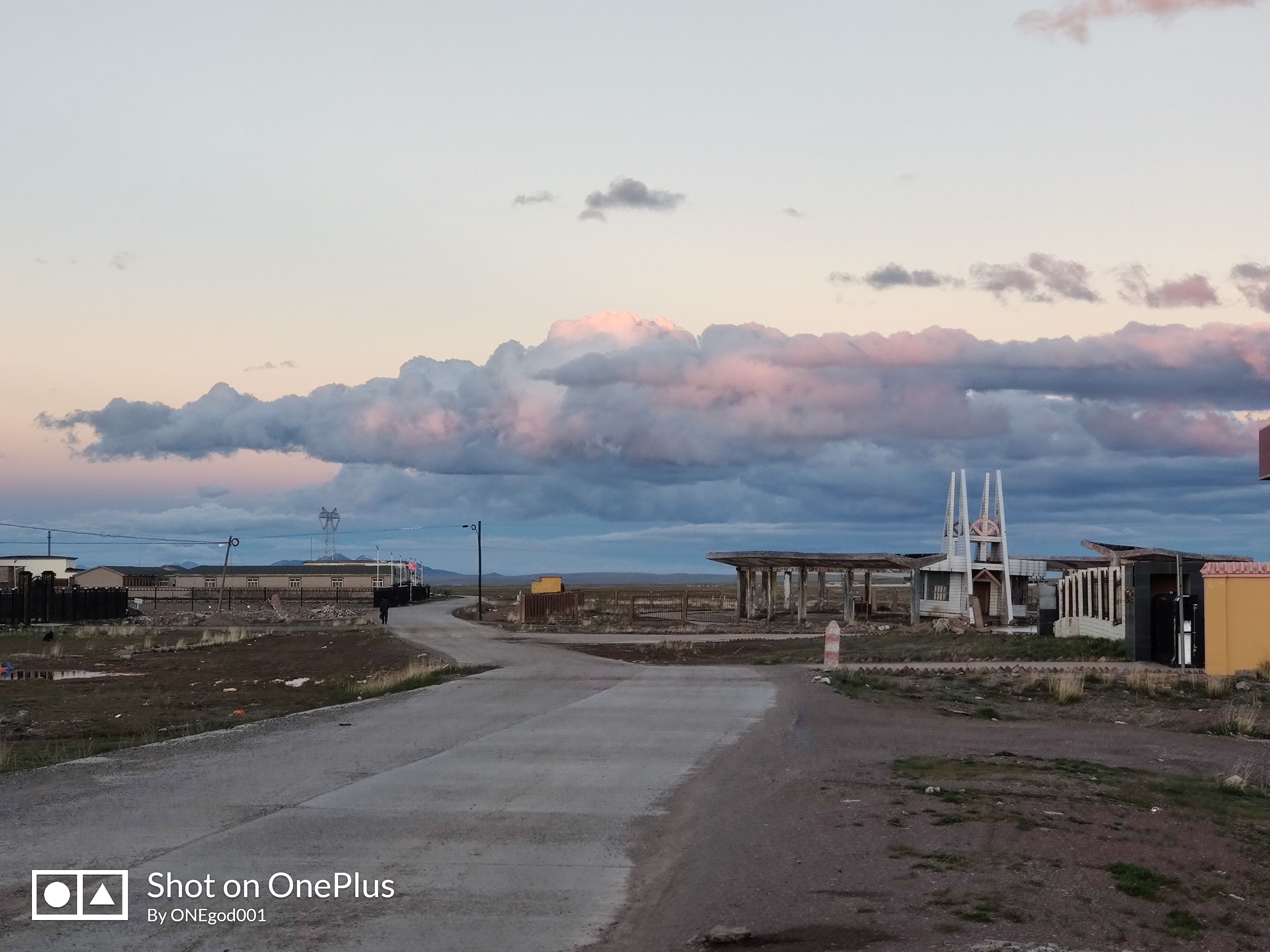 川进青出，十五天三省，318全线，冰川、湖泊、雪山探秘之旅。