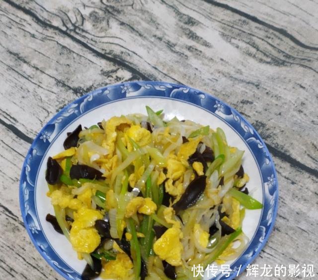 「鸡蛋」补脑别只吃钙片了,它才是“补脑高手”,家家户户都有,别错过