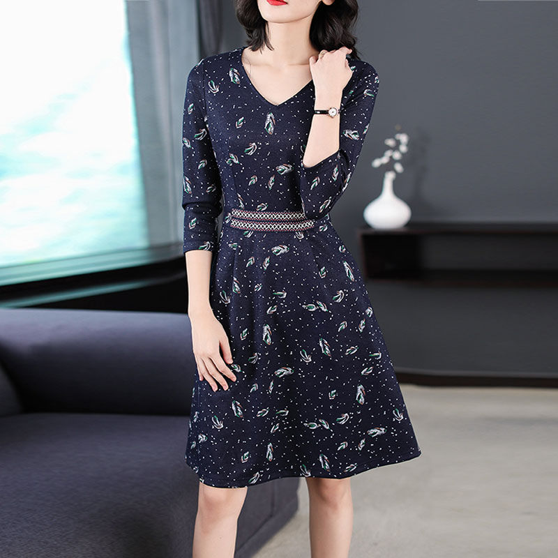 身材丰满的你，学学下面女人这样穿，凸显S曲线性感妖娆