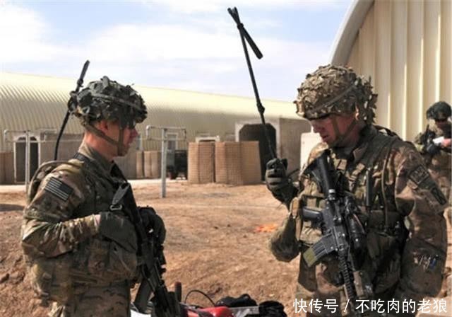 在阿富汗被当成塔利班