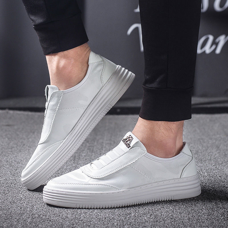 还穿什么皮鞋!新款“透风鞋”一炮走红，清凉时尚无脚臭，超拽