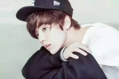 制片人回应鹿晗分手,称是子虚乌有的事情,粉丝表示抱走鹿哥