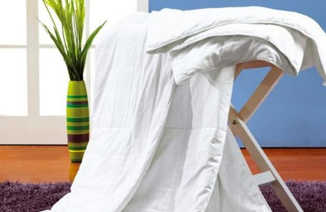 枕头7天不洗螨虫在头上成窝,教你2绝活,拆窝