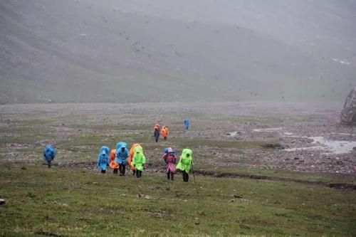 北边百花南青石，祁连苍茫画秋颜--祁连山穿越