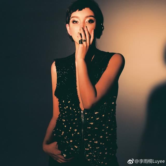 李雨桐声明没有请过一个水军，网友说，相信你的人品