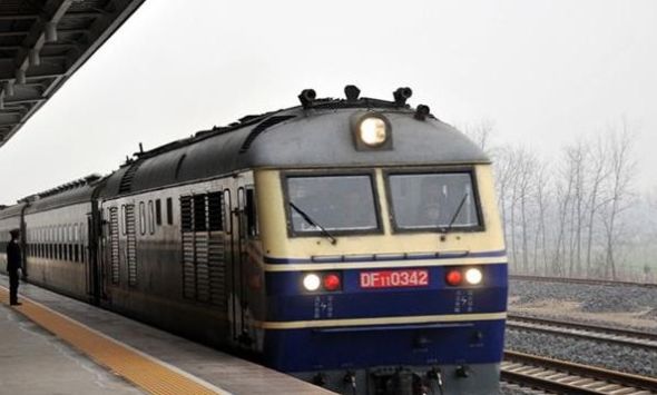  「小时」为什么有人宁愿坐20小时火车，也不愿坐几小时高铁？原