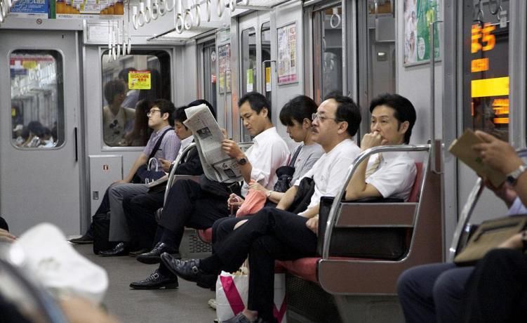  #真实#为何日本地铁进站不需要过安检，而中国的就需要？原因真