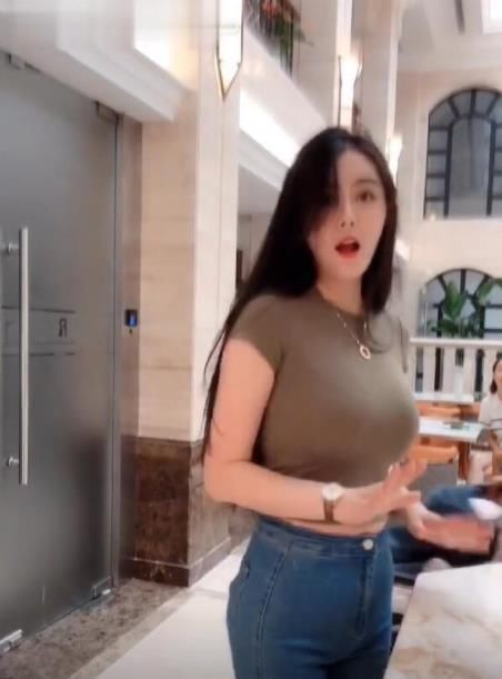  精致|精致娇艳美女小姐姐，时尚有灵动，尽显唯美与迷人！