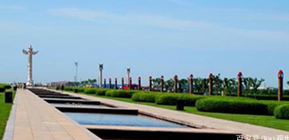 世界最大广场,是天安门广场4倍,莫斯科红场的19倍,就在中国