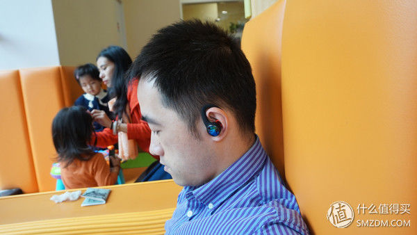 用上这款缤特力BackBeat FIT 3100 运动蓝牙耳机，音乐如影随形